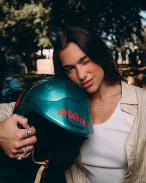 Dua Lipa OnlyFans Leaked Free Thumbnail Picture - #mxSCHwzhe2