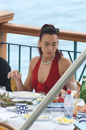 Dua Lipa OnlyFans Leaked Free Thumbnail Picture - #njesTUZX0q