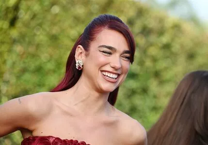 Dua Lipa OnlyFans Leaked Free Thumbnail Picture - #p5nWOREnx9