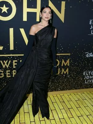 Dua Lipa OnlyFans Leaked Free Thumbnail Picture - #piecENXq1L