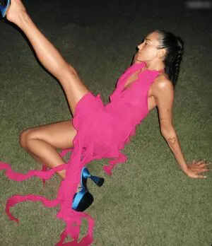 Dua Lipa OnlyFans Leaked Free Thumbnail Picture - #riFBGchofy