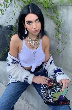 Dua Lipa OnlyFans Leaked Free Thumbnail Picture - #sn896Mz4mo