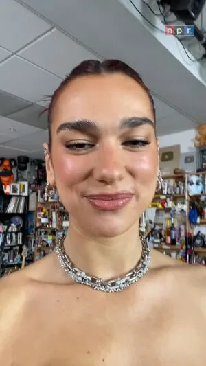 Dua Lipa OnlyFans Leaked Free Thumbnail Picture - #w9SkupDLVR