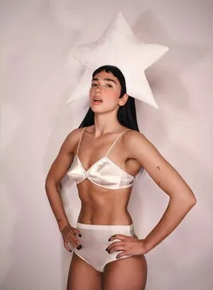 Dua Lipa OnlyFans Leaked Free Thumbnail Picture - #x30q0uREvN
