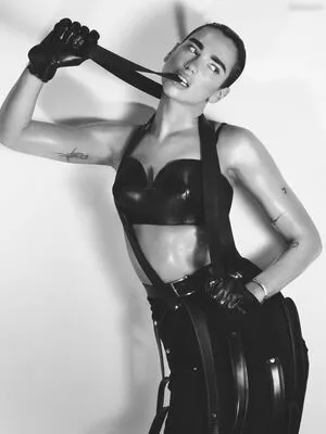 Dua Lipa OnlyFans Leaked Free Thumbnail Picture - #zeXwAKUAvp
