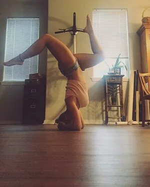 Dublin Lilies OnlyFans Leaked Free Thumbnail Picture - #4uB3p80T64