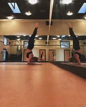 Dublin Lilies OnlyFans Leaked Free Thumbnail Picture - #bSw5ICQALs