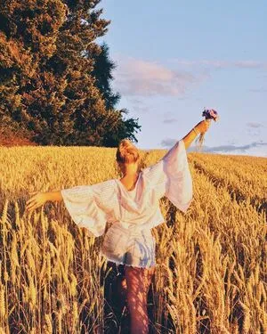 Dublin Lilies OnlyFans Leaked Free Thumbnail Picture - #kfDoPVkyrn