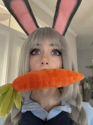 Duckie Cos OnlyFans Leaked Free Thumbnail Picture - #2XP3uc2836