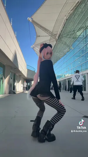 Duckie Cos OnlyFans Leaked Free Thumbnail Picture - #4vvKnl3GiB