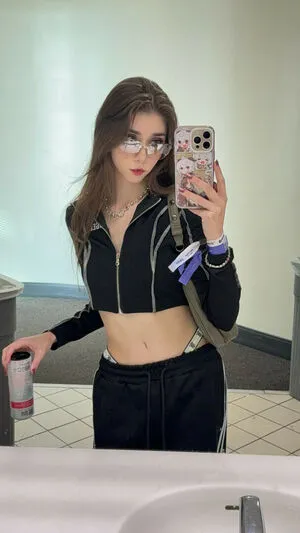 Duckie Cos OnlyFans Leaked Free Thumbnail Picture - #8EdawJ3yOh