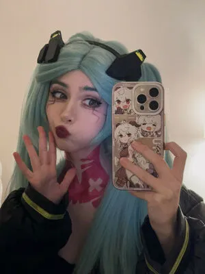 Duckie Cos OnlyFans Leaked Free Thumbnail Picture - #aVCCRs8r90