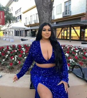Dulce Castaneda OnlyFans Leaked Free Thumbnail Picture - #3vRai5oByL