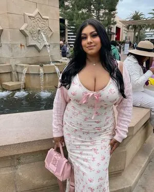 Dulce Castaneda OnlyFans Leaked Free Thumbnail Picture - #YNwQn9IlUY