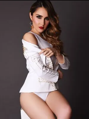 Dulce Maria OnlyFans Leaked Free Thumbnail Picture - #CiGaxo7fGU
