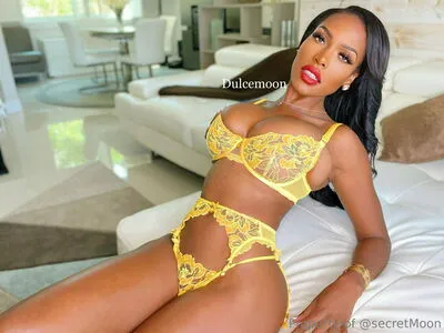 Dulcemoonfree OnlyFans Leaked Free Thumbnail Picture - #jWigL4o3Jl