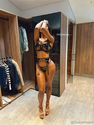 Dulcemoonfree OnlyFans Leaked Free Thumbnail Picture - #mRV1WjYAdd