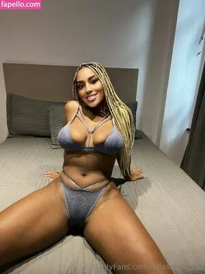 Dulcemoonvip OnlyFans Leaked Free Thumbnail Picture - #Q5fJXVChtf