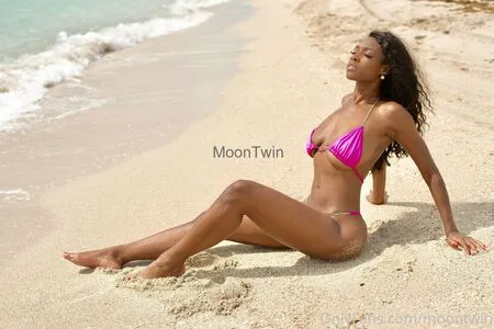 Dulcemoonvip OnlyFans Leaked Free Thumbnail Picture - #Z13IebnaWX