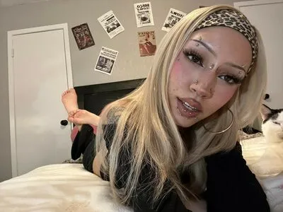 Dumb4daisy OnlyFans Leaked Free Thumbnail Picture - #x8audxj6i6