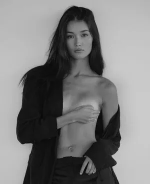 Dunya Navabi OnlyFans Leaked Free Thumbnail Picture - #33G4QvZg4e