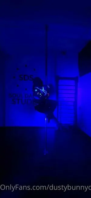 Dustybunnyowo OnlyFans Leaked Free Thumbnail Picture - #4Hz2iiYfr9