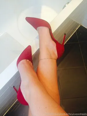 Dutchcurvesinheels OnlyFans Leaked Free Thumbnail Picture - #ac3oe7TiUm