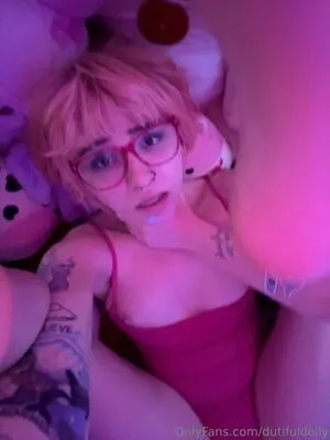 Dutifuldolly OnlyFans Leaked Free Thumbnail Picture - #F0TZnJljNA