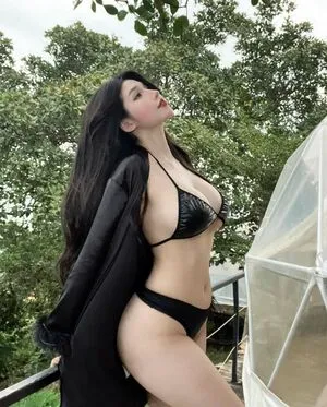 Duyenn Hipp OnlyFans Leaked Free Thumbnail Picture - #0P3znQOx0W
