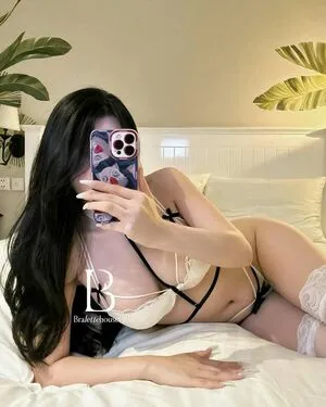 Duyenn Hipp OnlyFans Leaked Free Thumbnail Picture - #3BVShXoASH