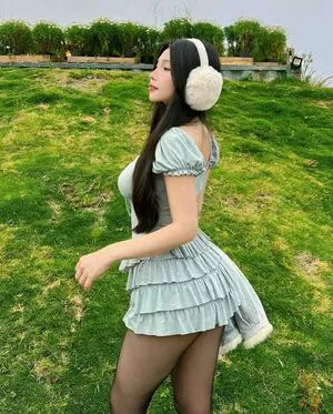 Duyenn Hipp OnlyFans Leaked Free Thumbnail Picture - #44elpBtFFb