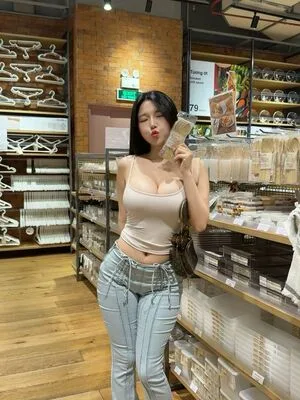 Duyenn Hipp OnlyFans Leaked Free Thumbnail Picture - #4wvDCPFVmI