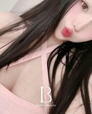 Duyenn Hipp OnlyFans Leaked Free Thumbnail Picture - #61KLGIKhsH