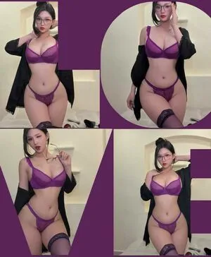 Duyenn Hipp OnlyFans Leaked Free Thumbnail Picture - #8ZUpQUNgMy