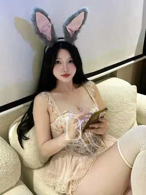 Duyenn Hipp OnlyFans Leaked Free Thumbnail Picture - #Ba6W1vM0Yq