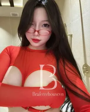 Duyenn Hipp OnlyFans Leaked Free Thumbnail Picture - #HTMU9U3U8f