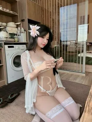 Duyenn Hipp OnlyFans Leaked Free Thumbnail Picture - #LUHgojbwYY