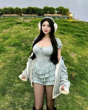 Duyenn Hipp OnlyFans Leaked Free Thumbnail Picture - #MZn4ojc0AA