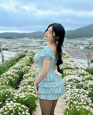 Duyenn Hipp OnlyFans Leaked Free Thumbnail Picture - #NF5hdvichT
