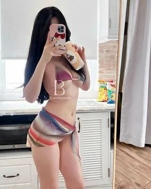 Duyenn Hipp OnlyFans Leaked Free Thumbnail Picture - #clthdBgIsc