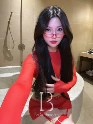 Duyenn Hipp OnlyFans Leaked Free Thumbnail Picture - #da34k2fkPA