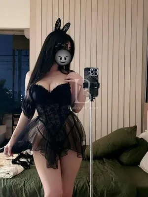 Duyenn Hipp OnlyFans Leaked Free Thumbnail Picture - #nmkmbCuaGC