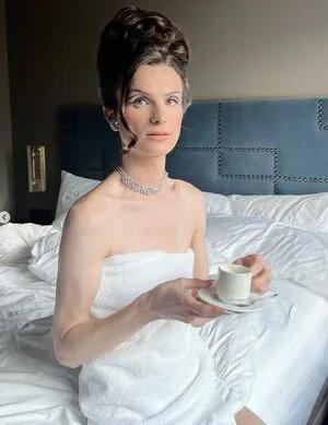 Dylan Mulvaney OnlyFans Leaked Free Thumbnail Picture - #mLKLIitOTB