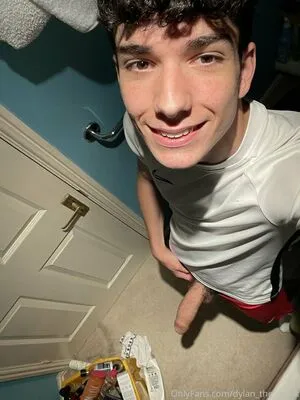 Dylan The Twink OnlyFans Leaked Free Thumbnail Picture - #ucXnosuO78