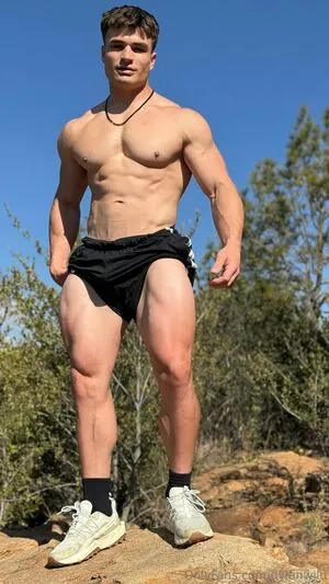 Dylanwild OnlyFans Leaked Free Thumbnail Picture - #Q9NcY2ViQ1