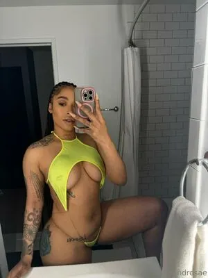 Dymendxrosae OnlyFans Leaked Free Thumbnail Picture - #rlPBt6au7T