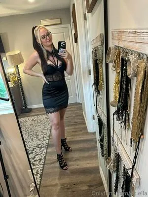 Dz Ella OnlyFans Leaked Free Thumbnail Picture - #okJTM2due5