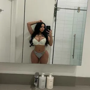E Dot OnlyFans Leaked Free Thumbnail Picture - #hroKPqGPyr