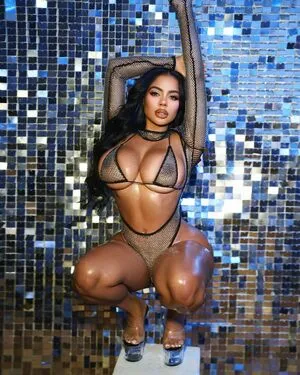 E Dot OnlyFans Leaked Free Thumbnail Picture - #kiIJ22S6tu