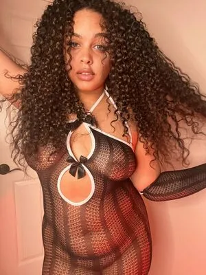 E Girlfriend OnlyFans Leaked Free Thumbnail Picture - #LGRxkIwiXU